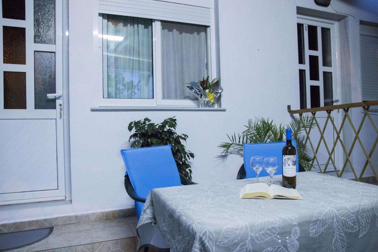 Villa Georgia Potos Extérieur photo